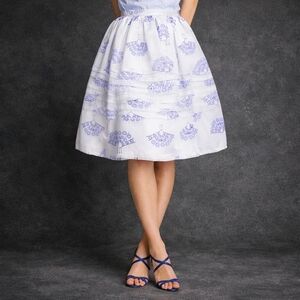 Jules Reid 100% Silk The Liam Skirt In Blue Peacock Print